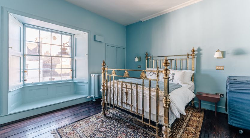 Photo of Mahogany Chambers