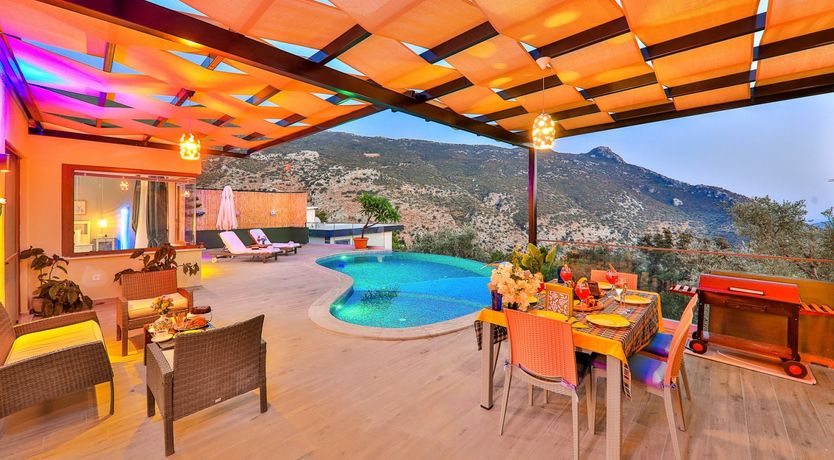 Photo of Golden Tulip