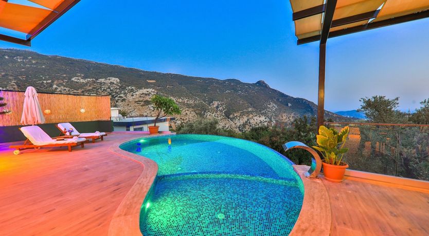 Photo of Golden Tulip