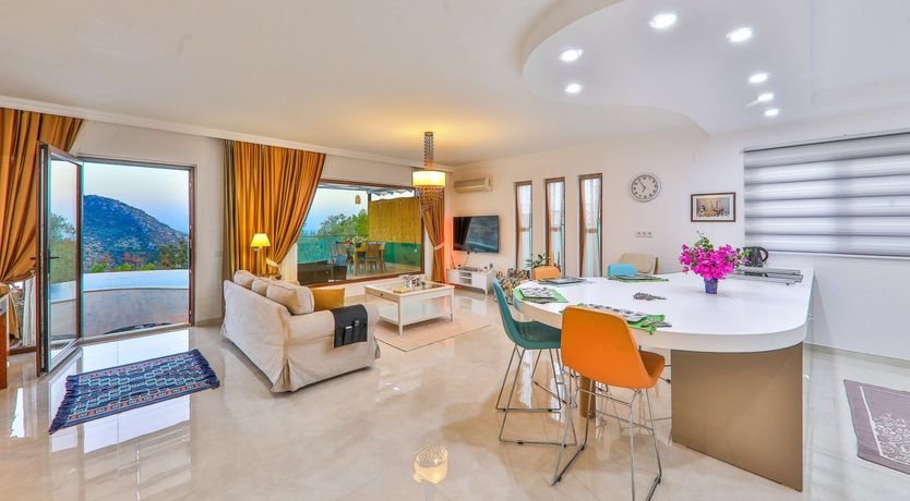 Photo of Golden Tulip