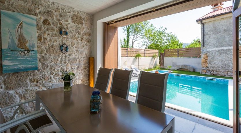 Photo of Off the Beaten Track