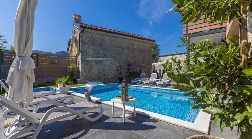 Photo of Off the Beaten Track