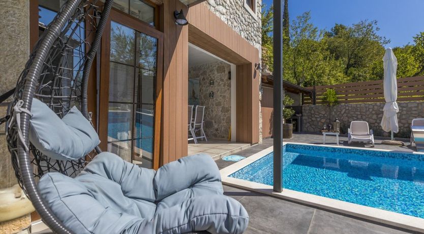 Photo of Off the Beaten Track