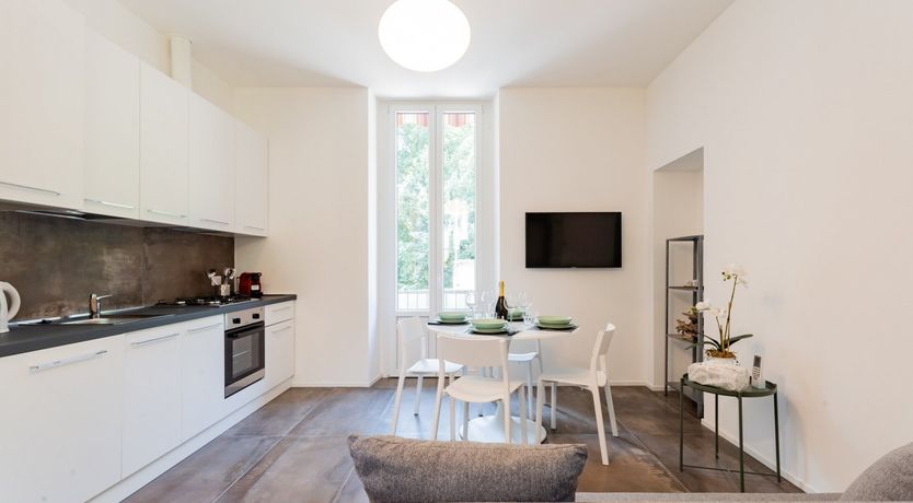 Photo of The White Dove