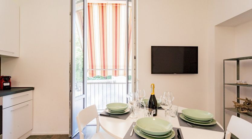 Photo of The White Dove