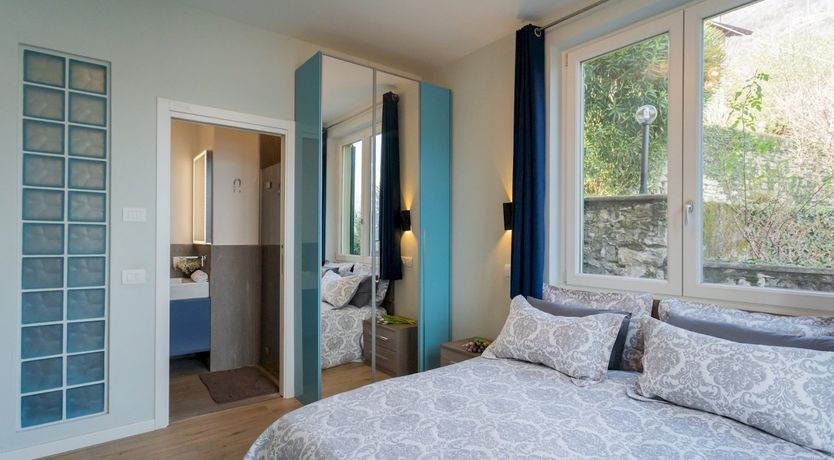 Photo of Lakeside Mosaic