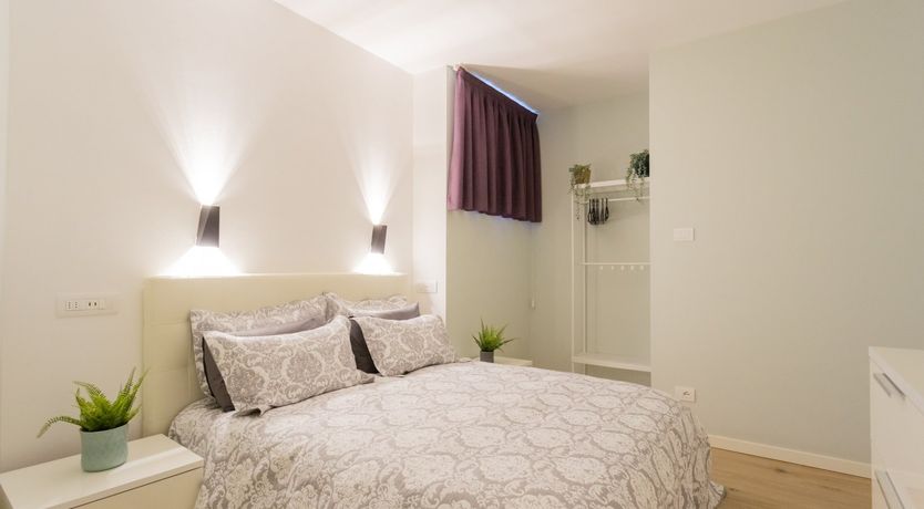 Photo of Lakeside Mosaic