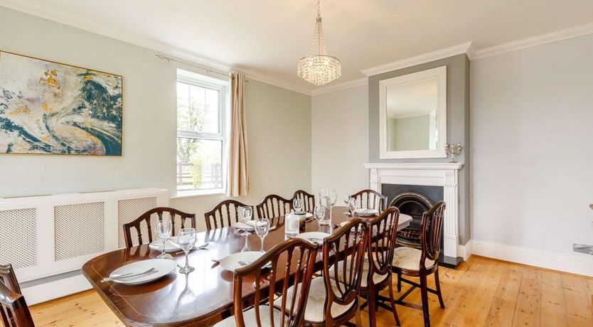 Photo of 5 Bed in Sawtry