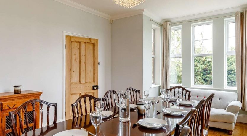 Photo of 5 Bed in Sawtry