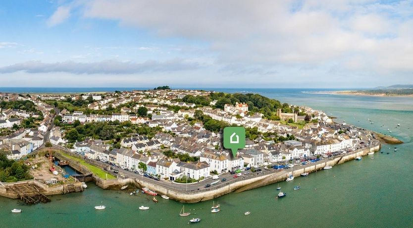 Photo of 2 Bed in Appledore