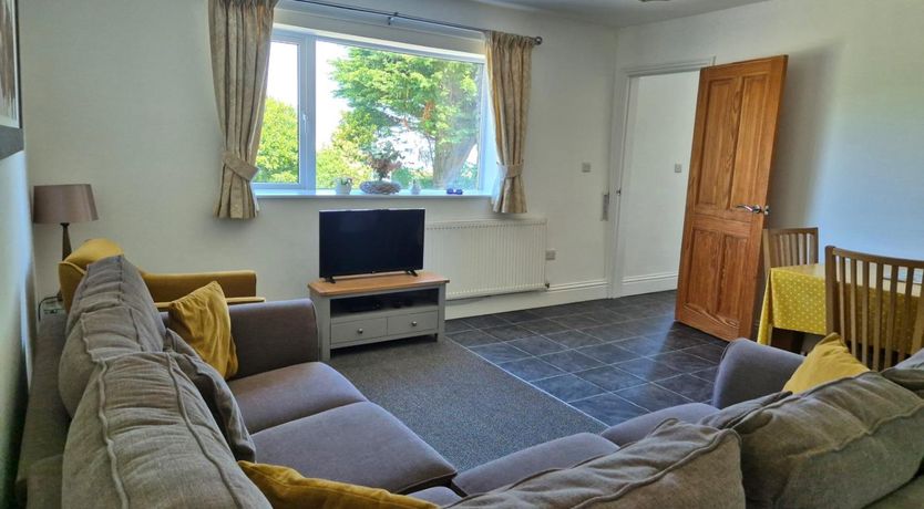 Photo of 3 Bed in Ilfracombe