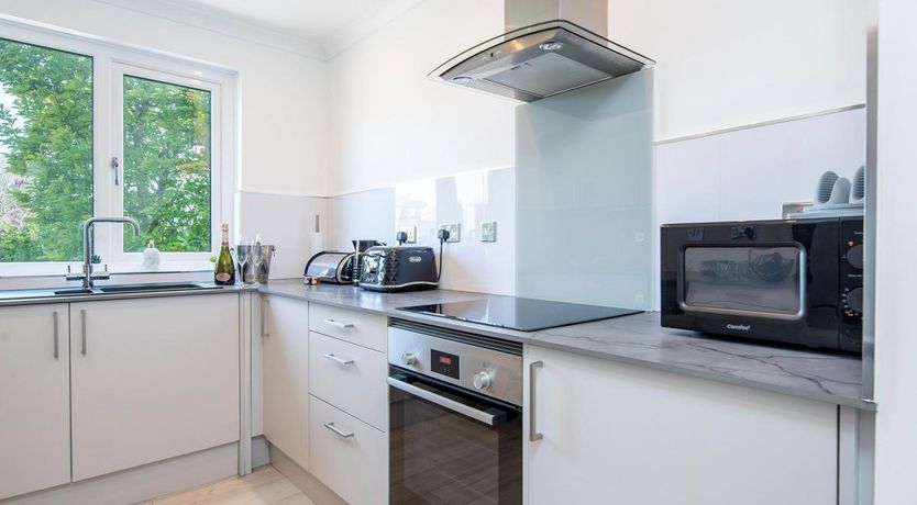 Photo of 2 Bed in Freshwater East