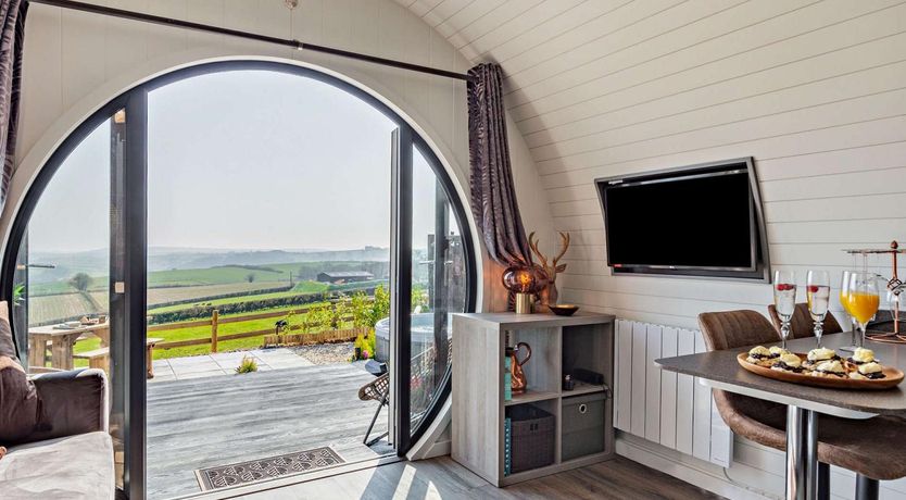 Photo of 1 Bed in South Brent