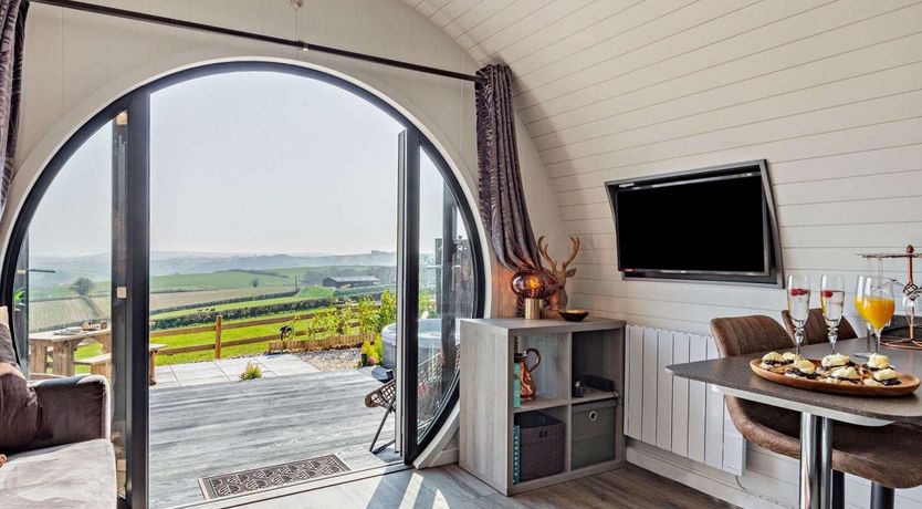 Photo of 1 Bed in Avonwick