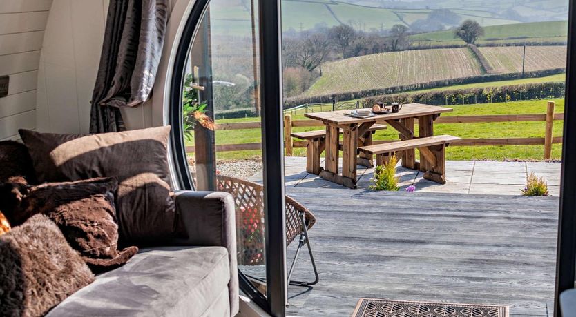 Photo of 1 Bed in South Brent