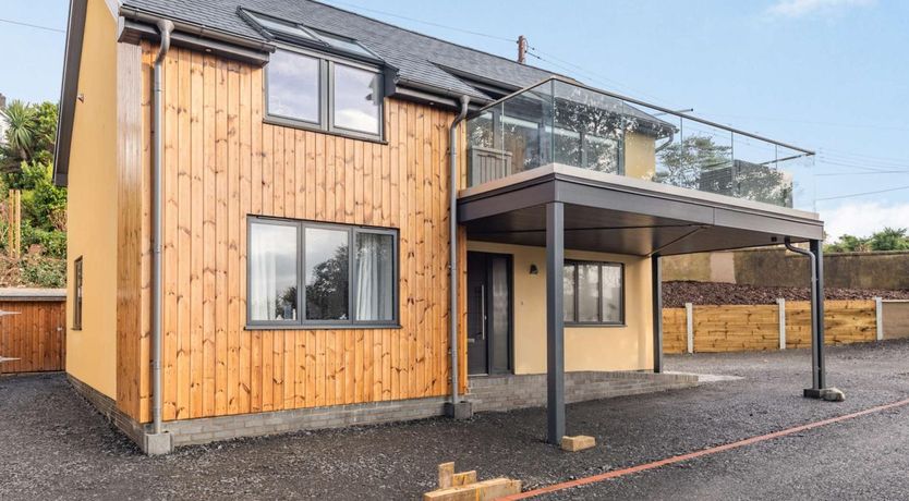 Photo of 3 Bed in Aberdovey