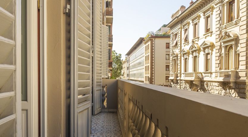 Photo of Eyes To The Sky