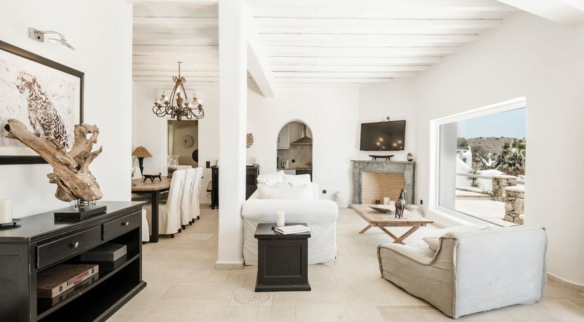 Photo of Zeus’ Kiss