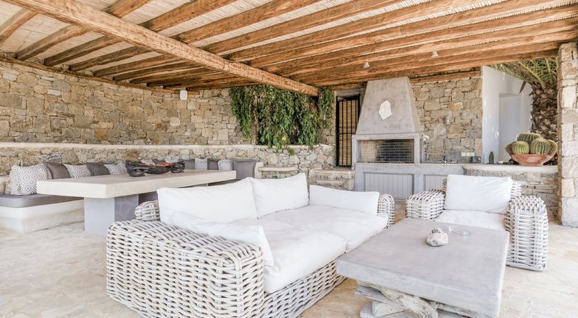 Photo of Zeus’ Kiss