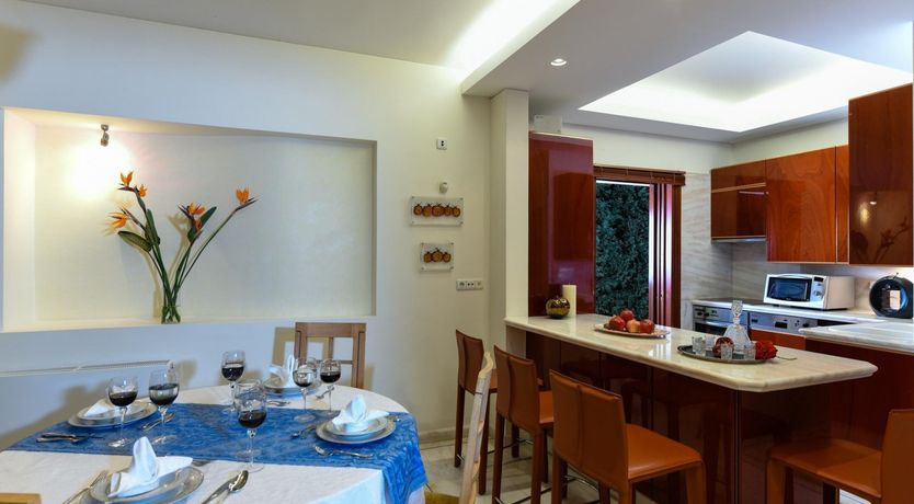 Photo of Barefoot Beachside