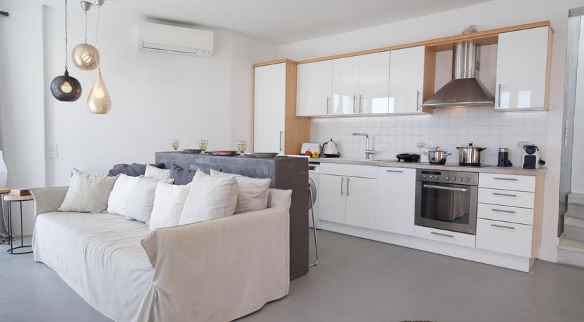 Photo of Pebble Blue