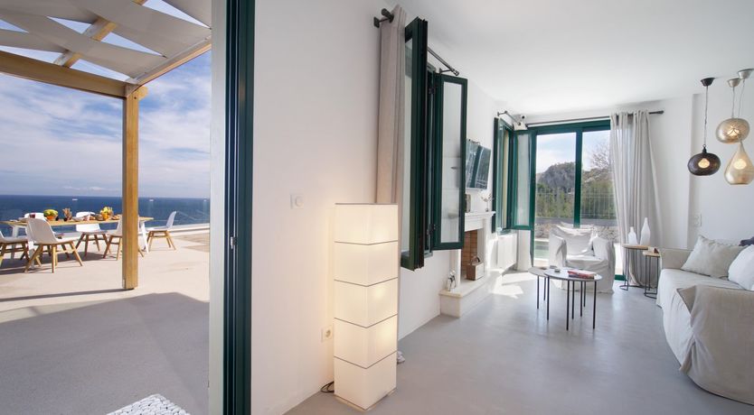 Photo of Pebble Blue