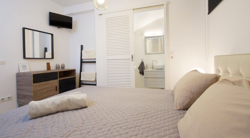 Photo of Pebble Blue