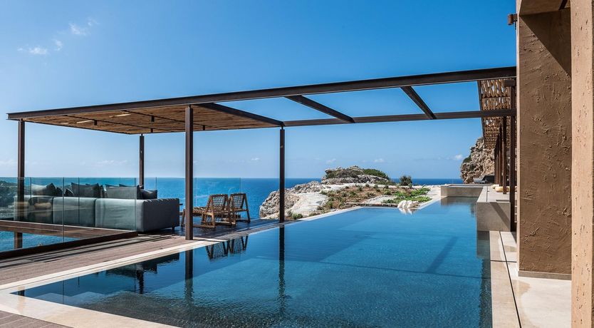 Photo of The Mountain Hugger