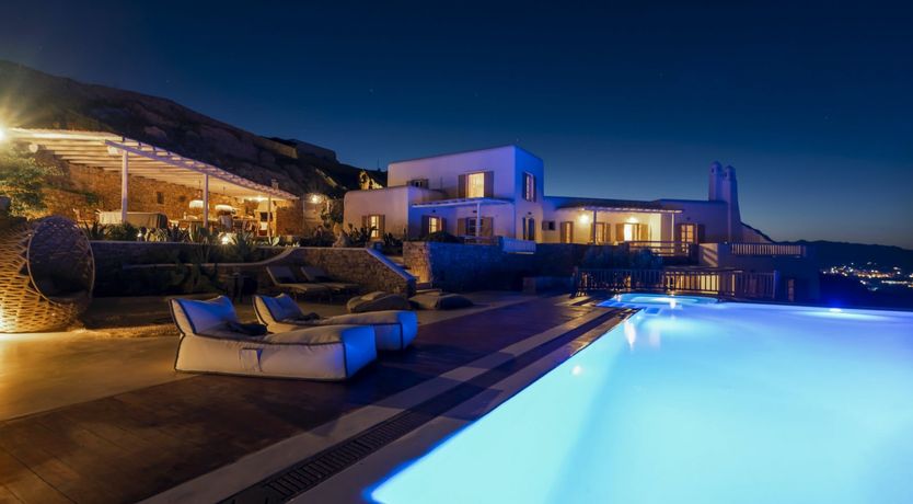 Photo of The Duchess of Mykonos