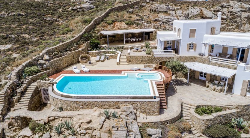 Photo of The Duchess of Mykonos