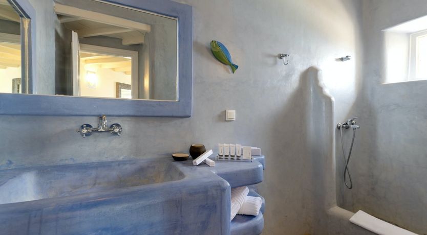 Photo of The Duchess of Mykonos