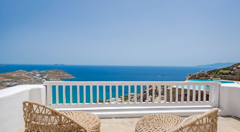 Photo of The Duchess of Mykonos