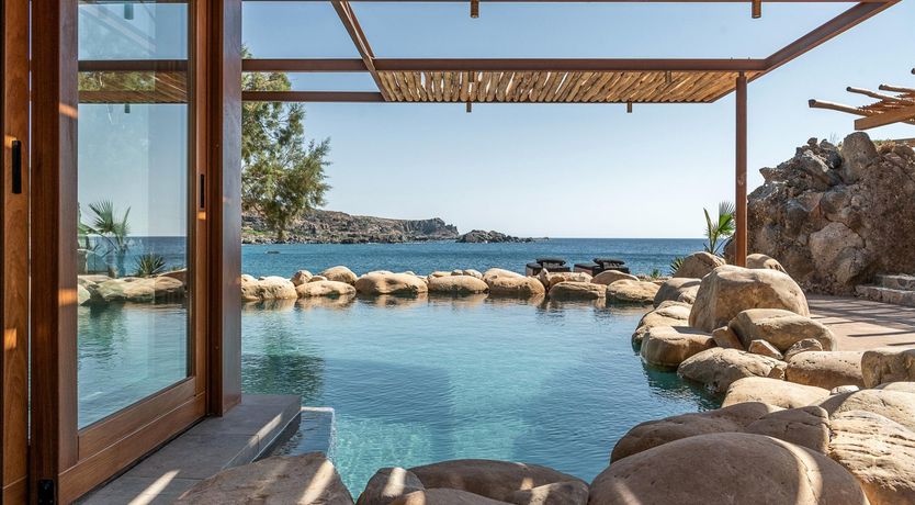 Photo of Zeus's Thunderbolt