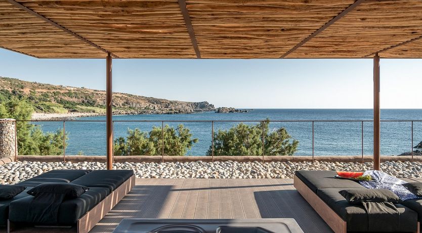 Photo of Zeus's Thunderbolt