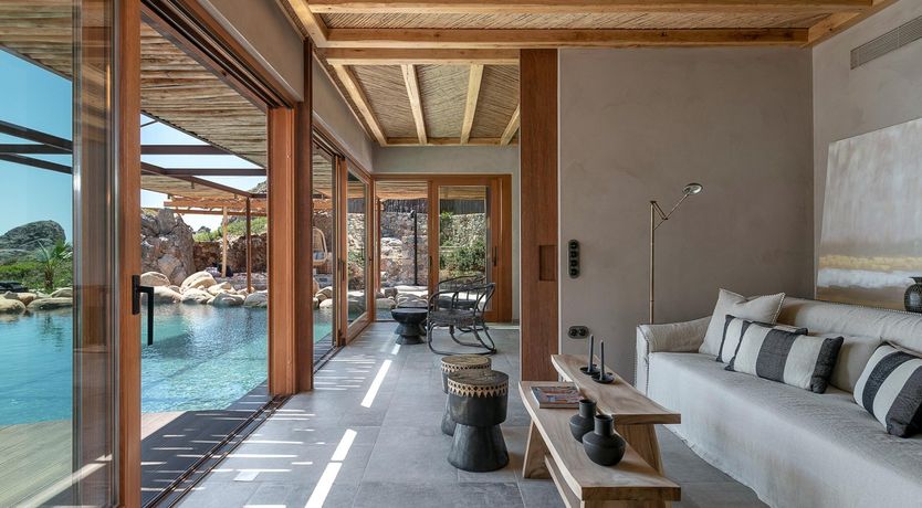 Photo of Zeus's Thunderbolt