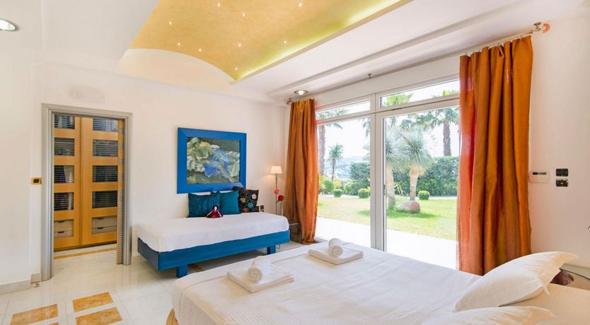 Photo of Ode On A Grecian Urn