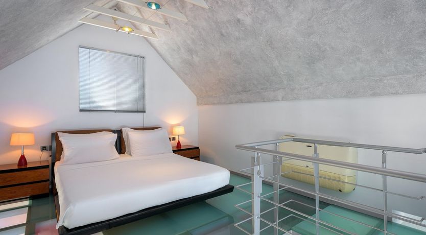 Photo of Ode On A Grecian Urn