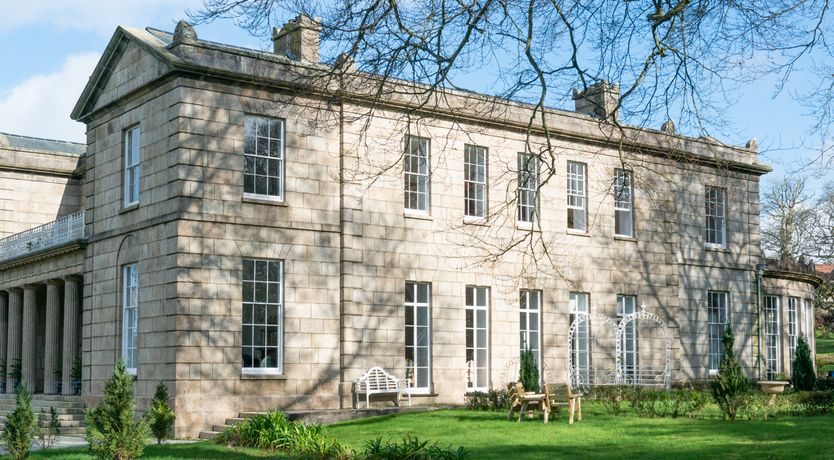 Photo of Gowns & Grandeur