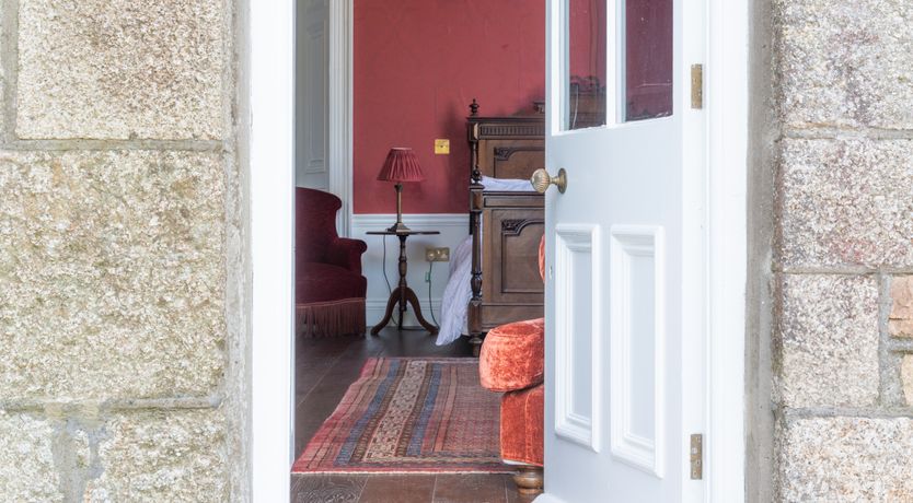 Photo of Gowns & Grandeur