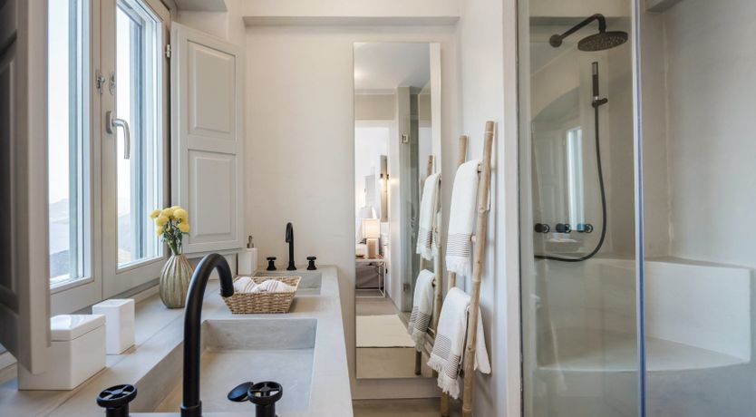 Photo of Heaven's Edge