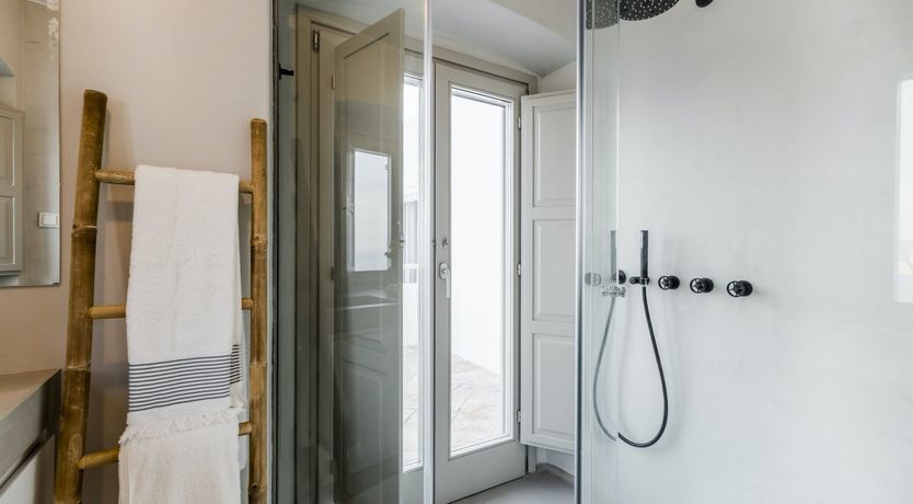 Photo of Heaven's Edge