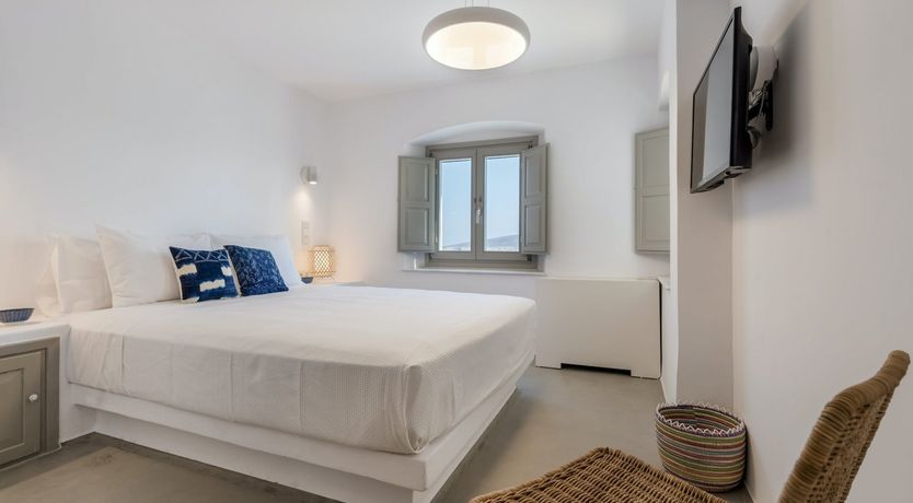 Photo of Heaven's Edge