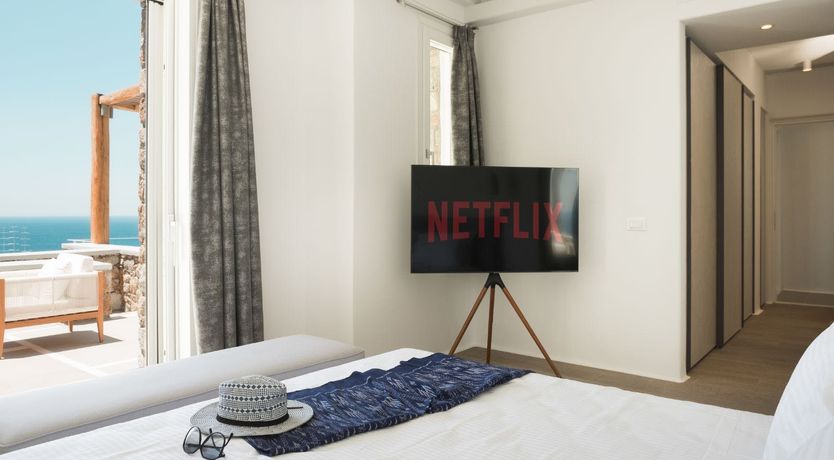 Photo of A Sea Of Honey