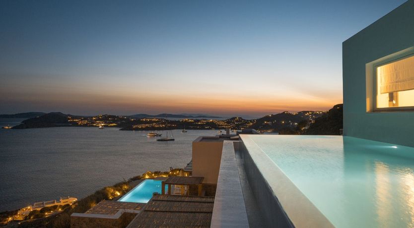 Photo of A Sea Of Honey