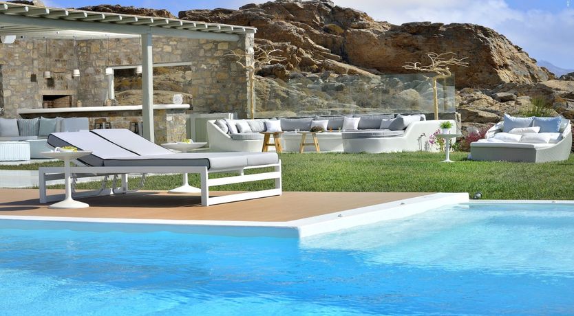 Photo of Turquoise Eclipse