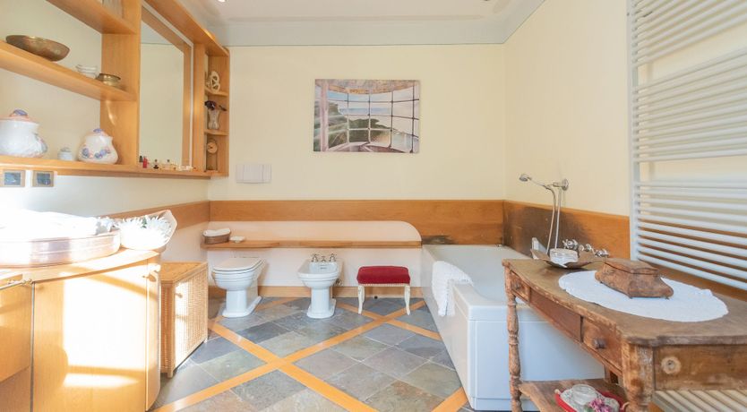 Photo of Tower of Power