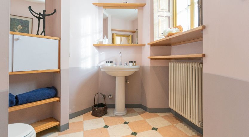 Photo of Tower of Power