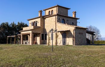 Umbrian Fairytale Villa
