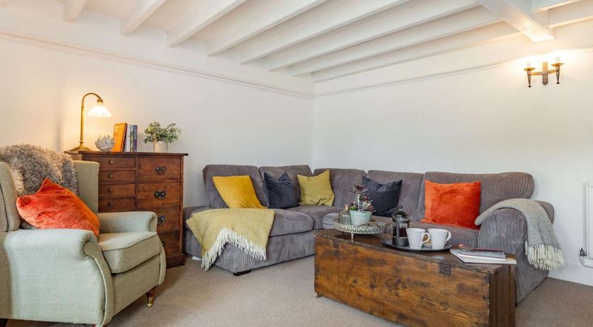 Photo of 3 Bed in Kingsbridge