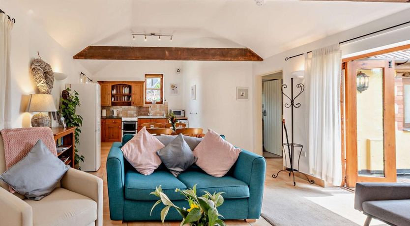 Photo of 1 Bed in Sampford Peverell